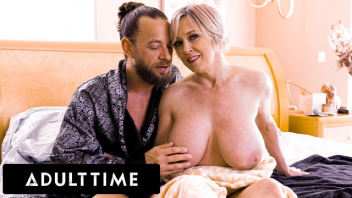 เย็ดแม่เลี้ยง เย็ดแม่ เย็ดหี เย็ดท่ายาก เย็ดกระจาย